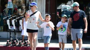 Elizabeth Banks mit Kinder